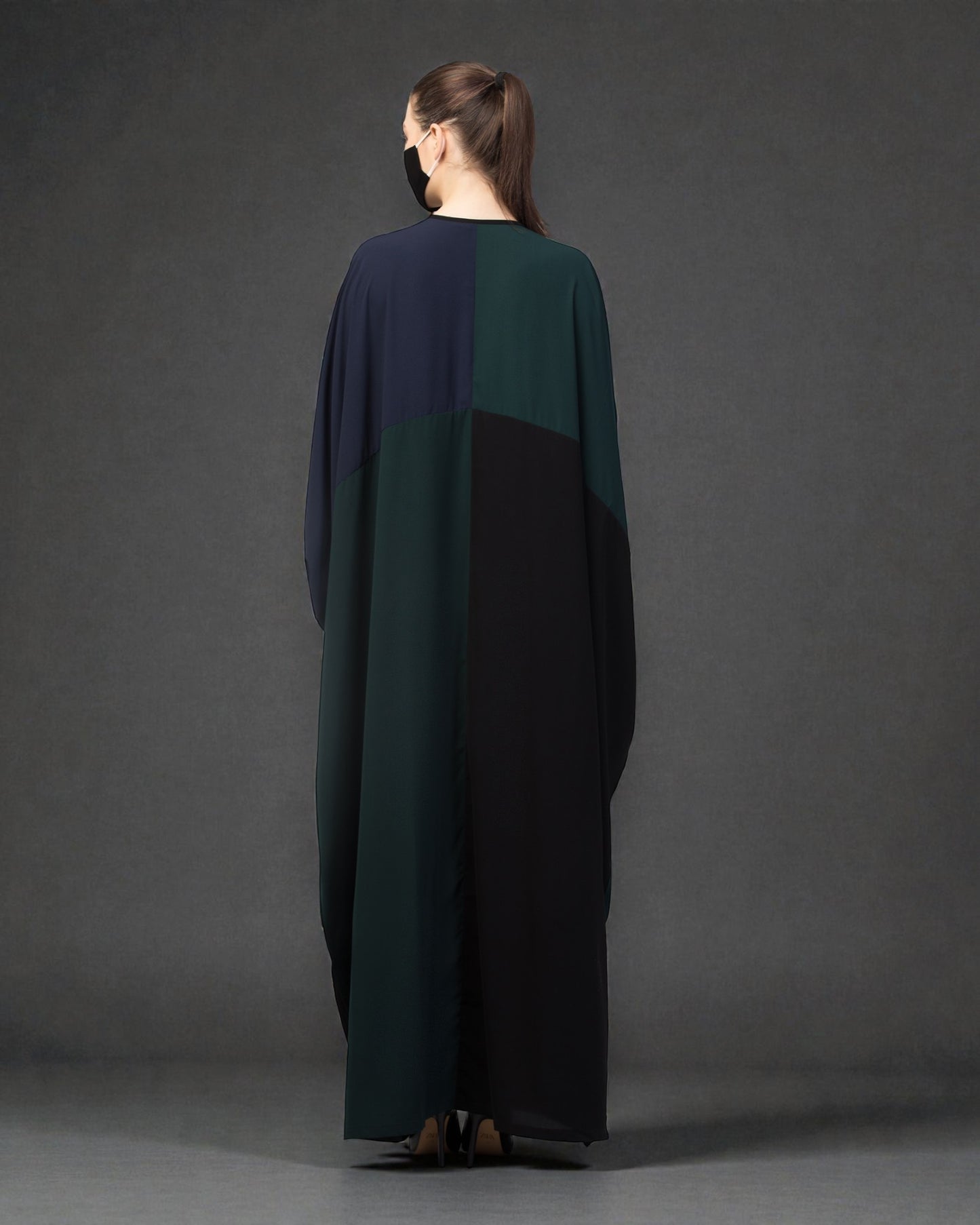 Color-Blocked Kaftan Abaya.
