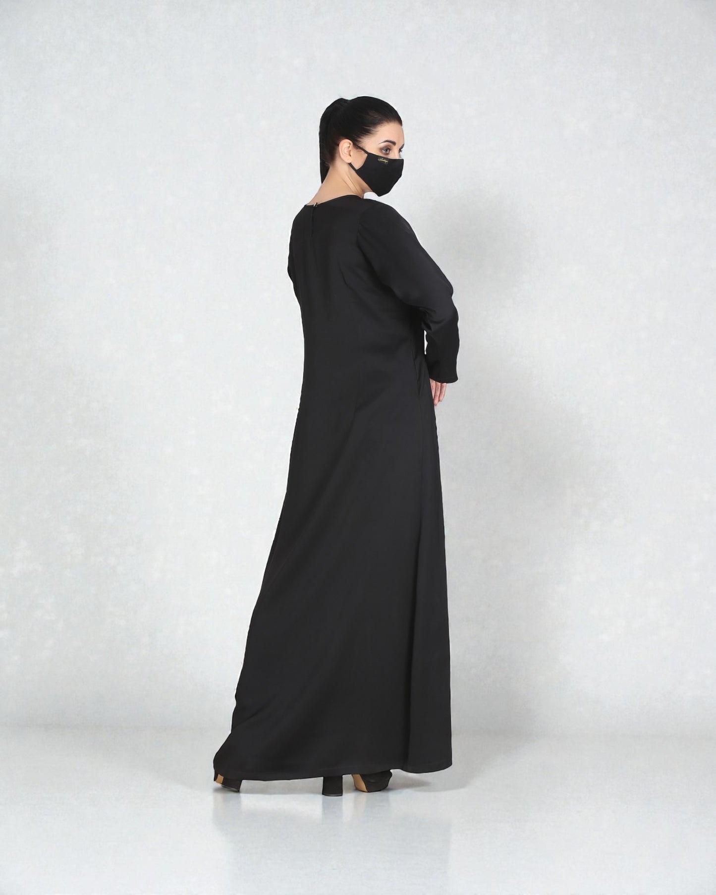 Simple Black Inner Abaya In Nida Fabric