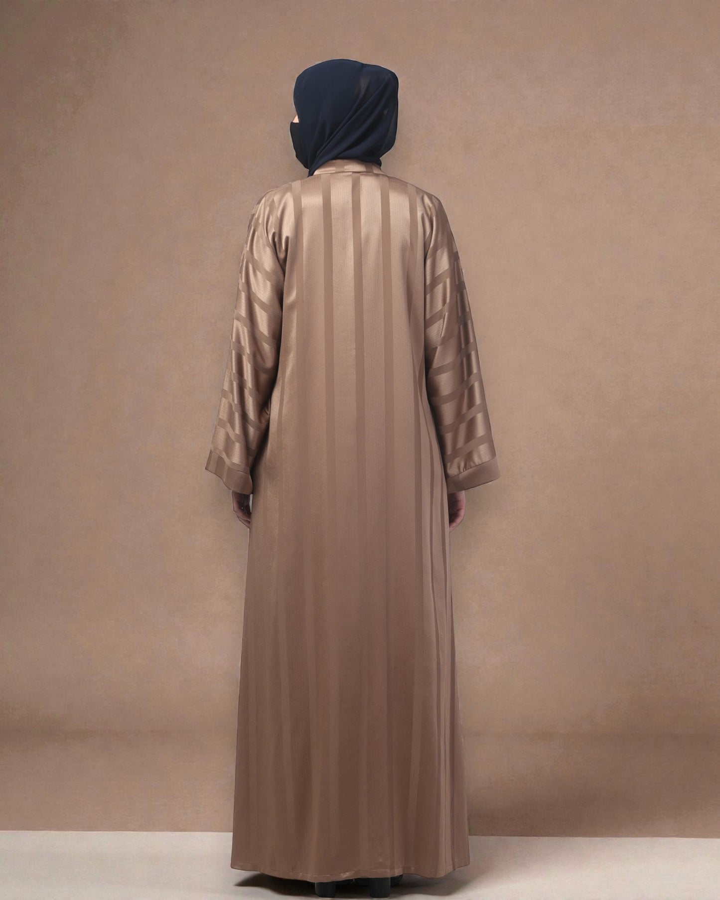 Front Open Abaya in Zoom Elegance Fabric – White Stripes & Modern Grace