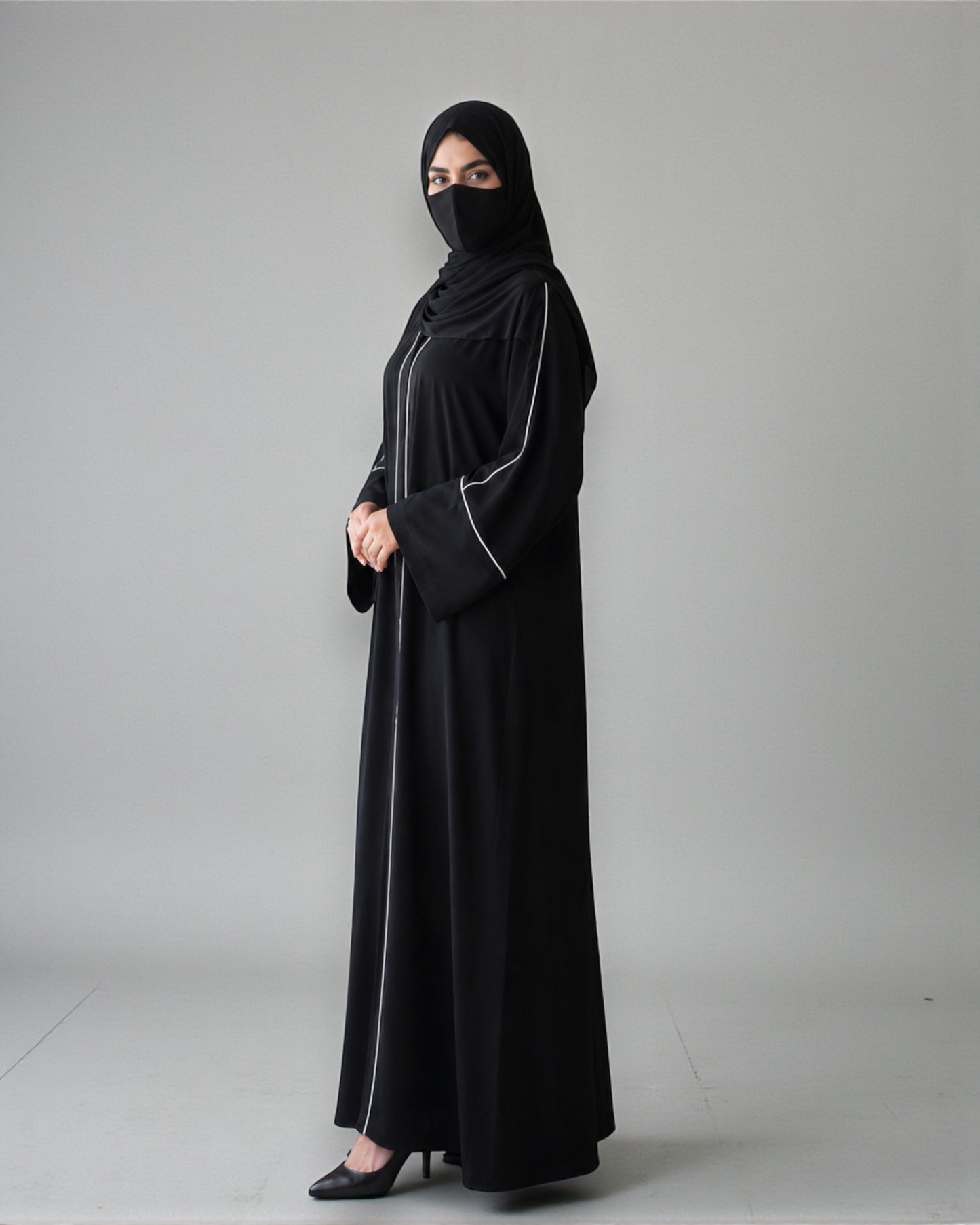 Everyday Abaya With Contrast Piping