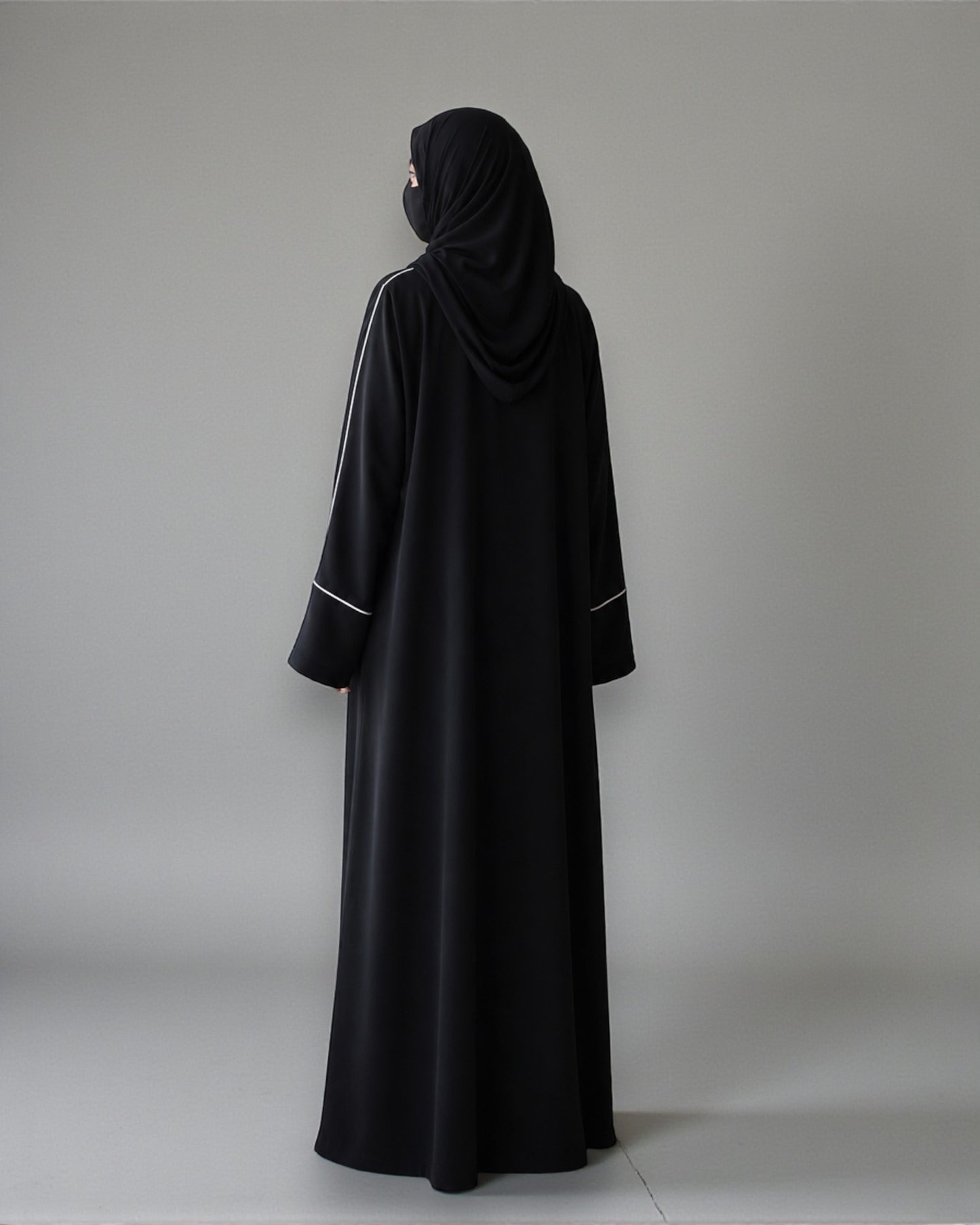 Everyday Abaya With Contrast Piping