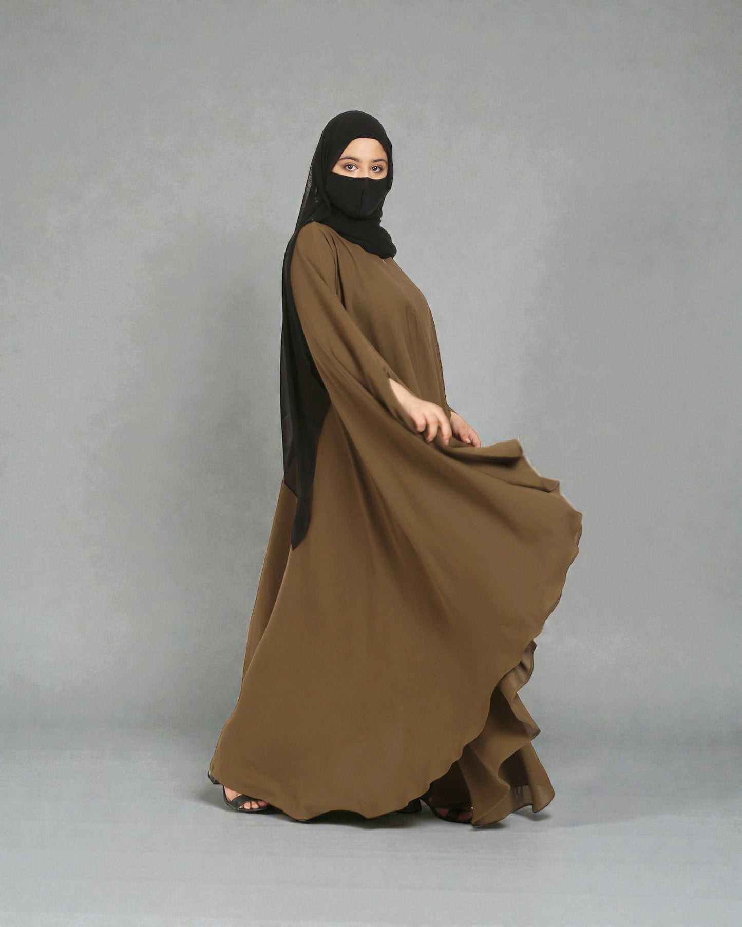 Simple Yet Elegant Erani Kaftan In Firdaus Fabric