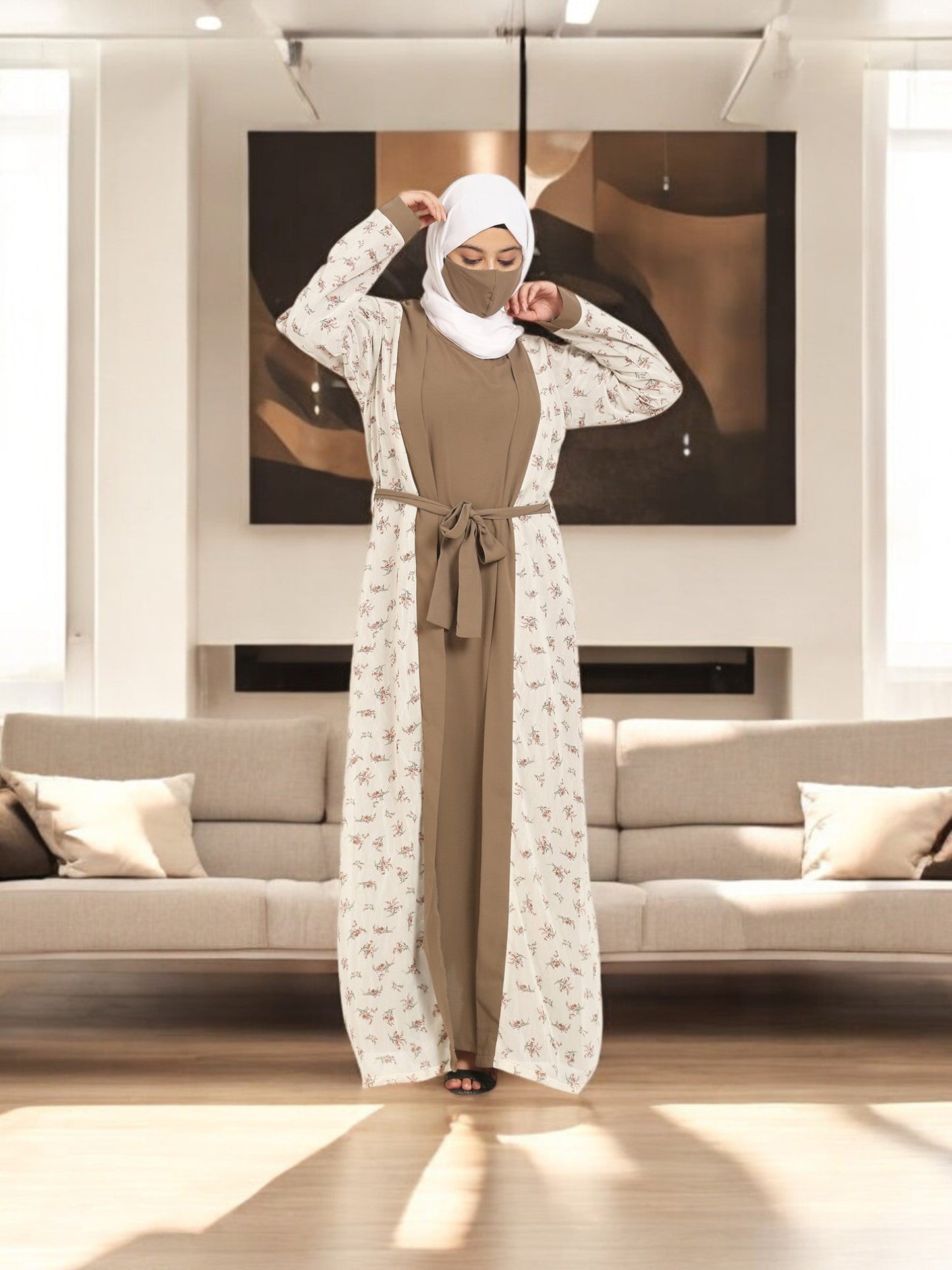 2 Pieces Set Of A Printed Shrug and An Inner Abaya.