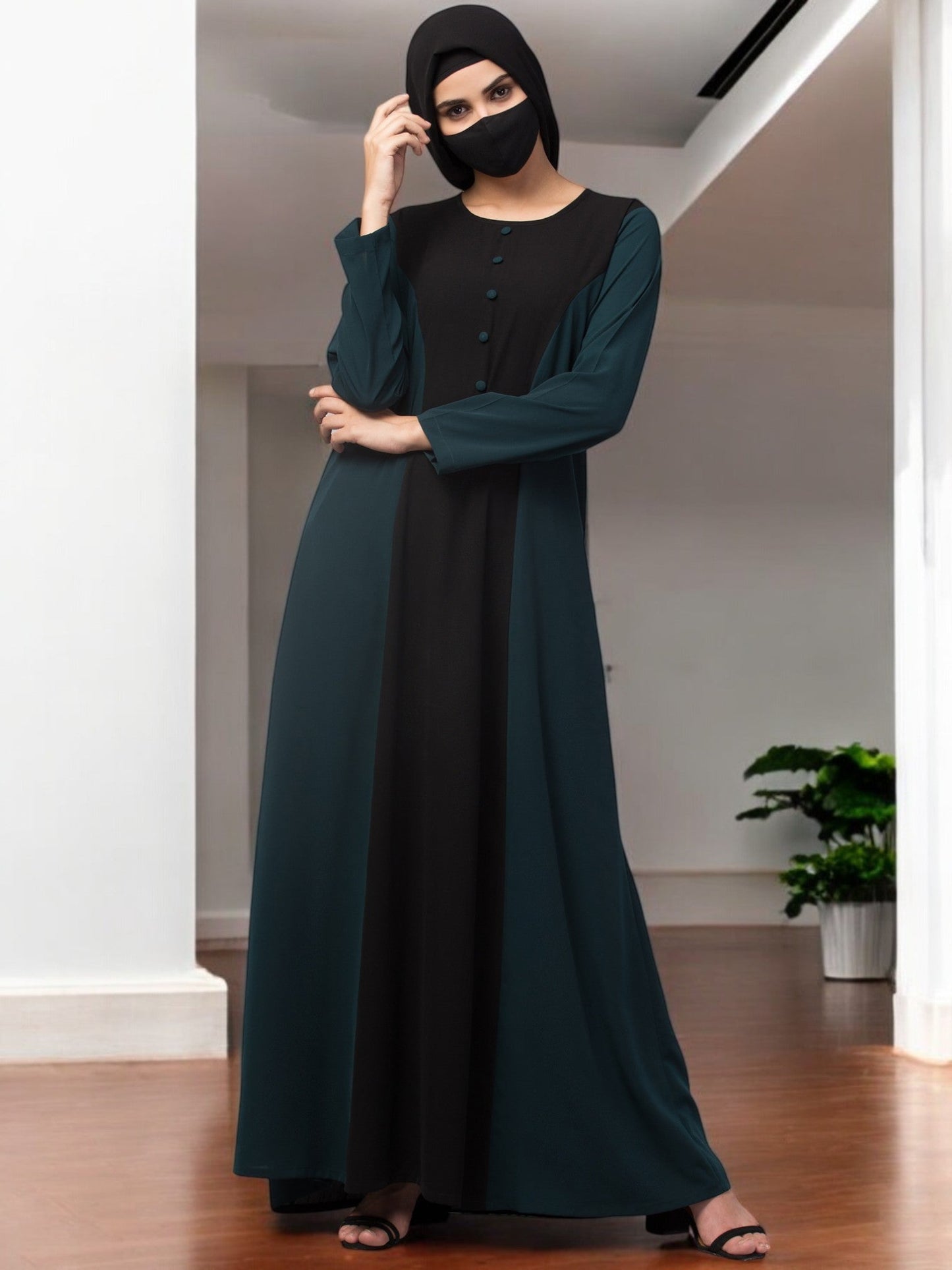 Designer Abaya In Dual Color.
