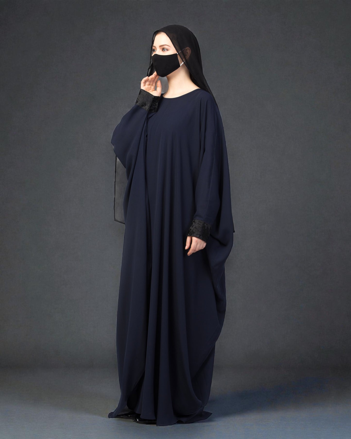 Free Size Kaftan Abaya With Lacework.