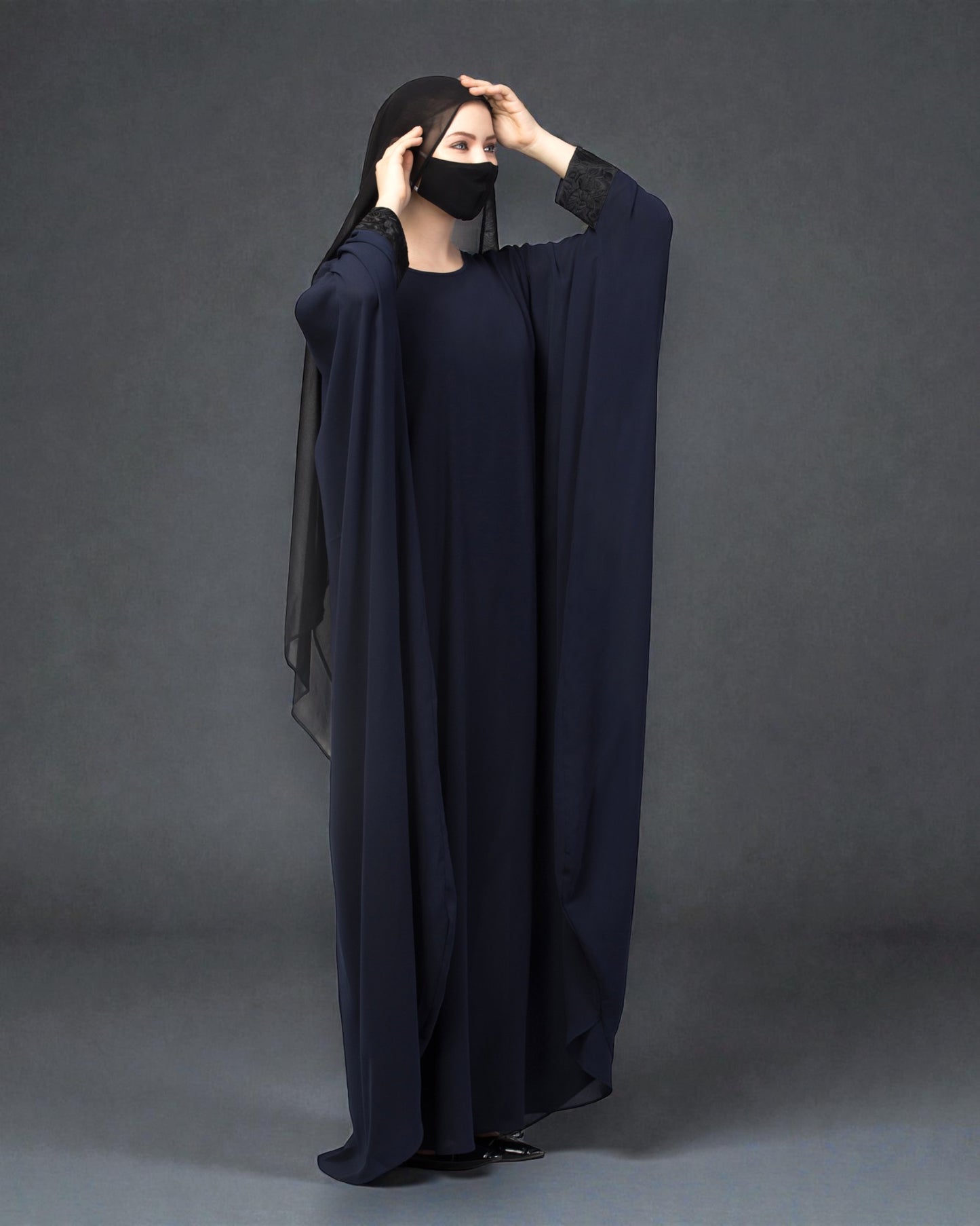 Free Size Kaftan Abaya With Lacework.