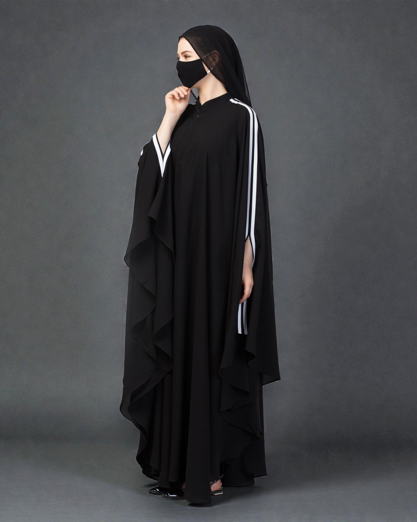 Plain Color Irani Kaftan With Double Stripes