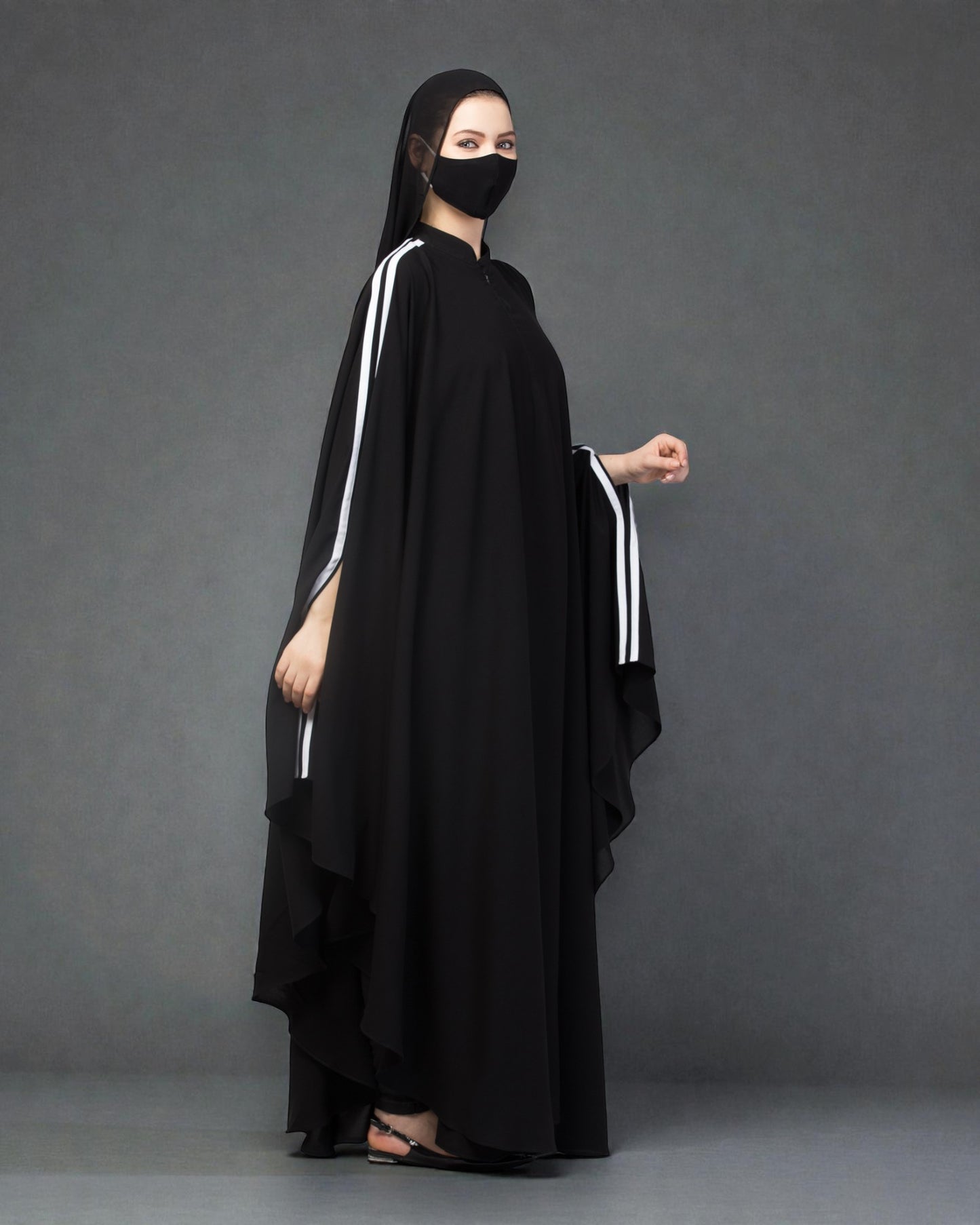 Plain Color Irani Kaftan With Double Stripes