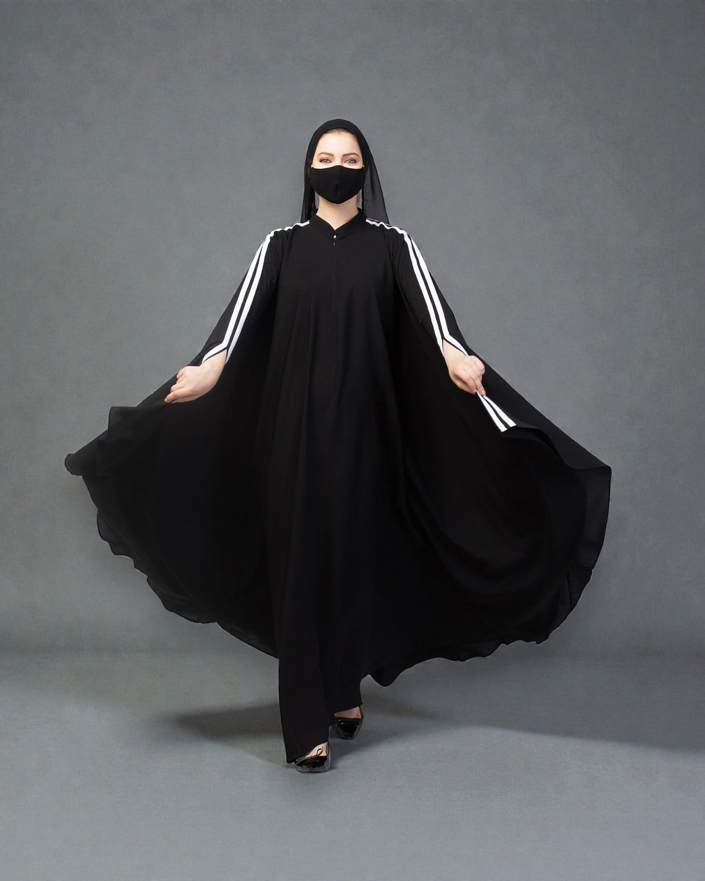 Plain Color Irani Kaftan With Double Stripes