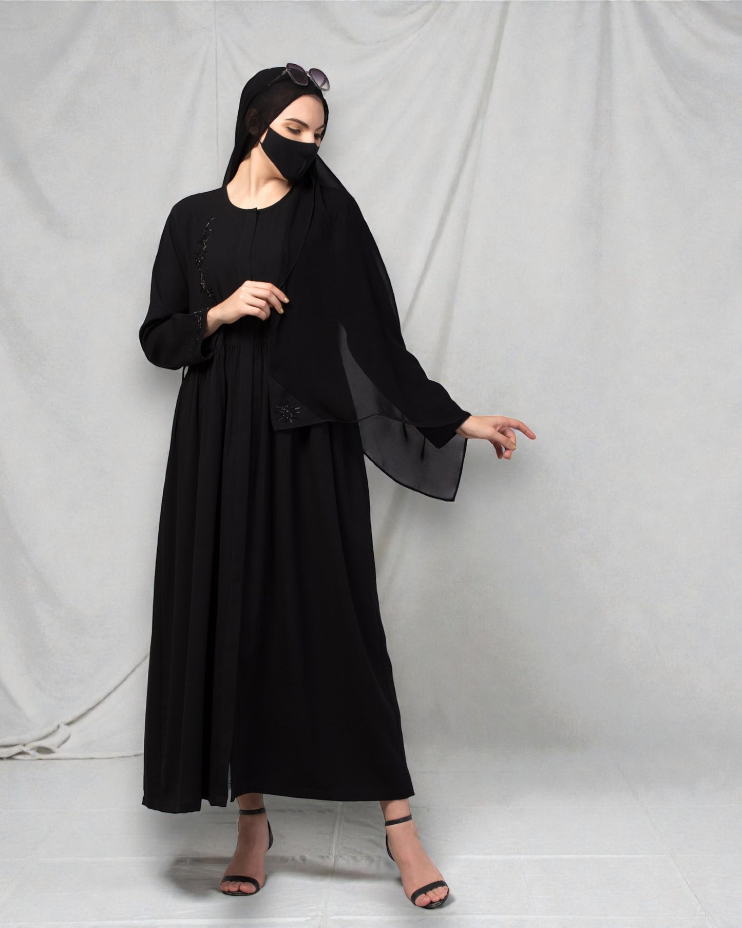 "CYE Crush Front Open Abaya: Elegant Handwork Embellishments with Matching Stole"