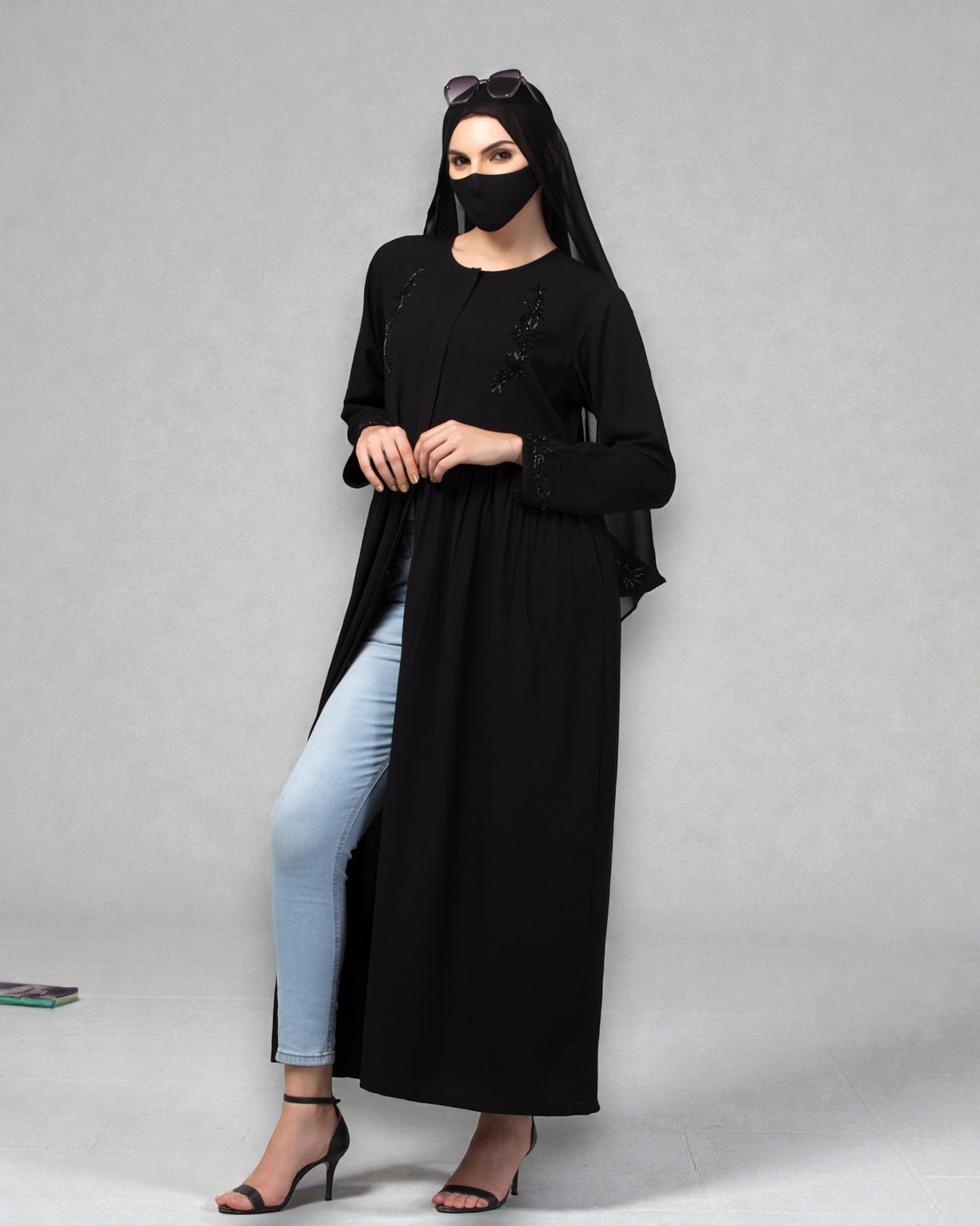 "CYE Crush Front Open Abaya: Elegant Handwork Embellishments with Matching Stole"