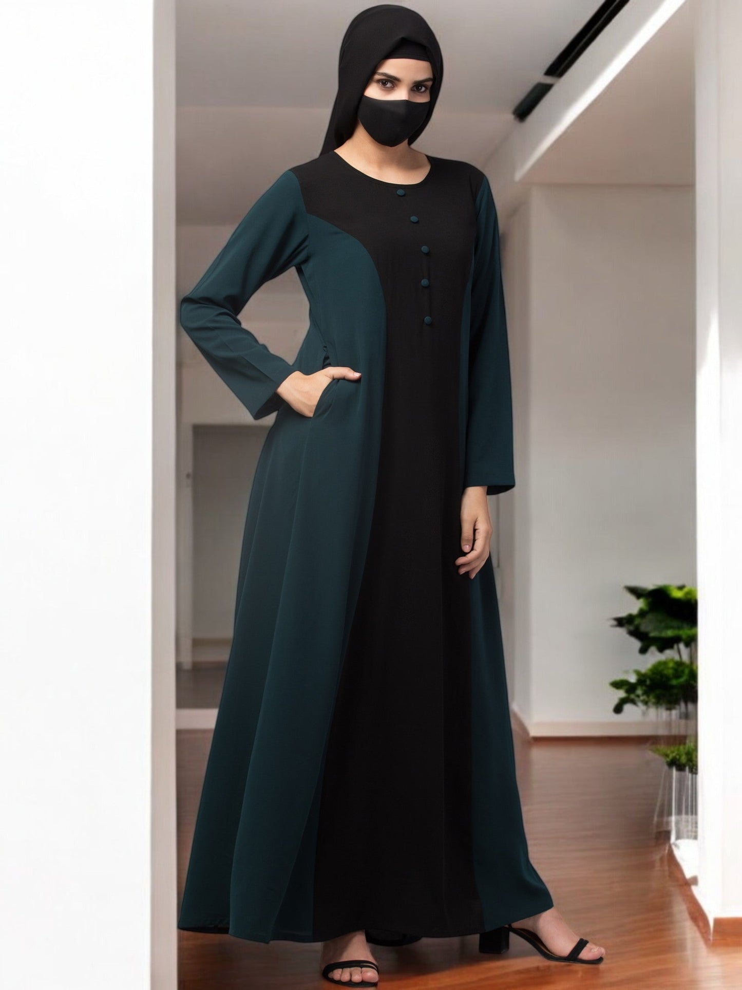 Designer Abaya In Dual Color.