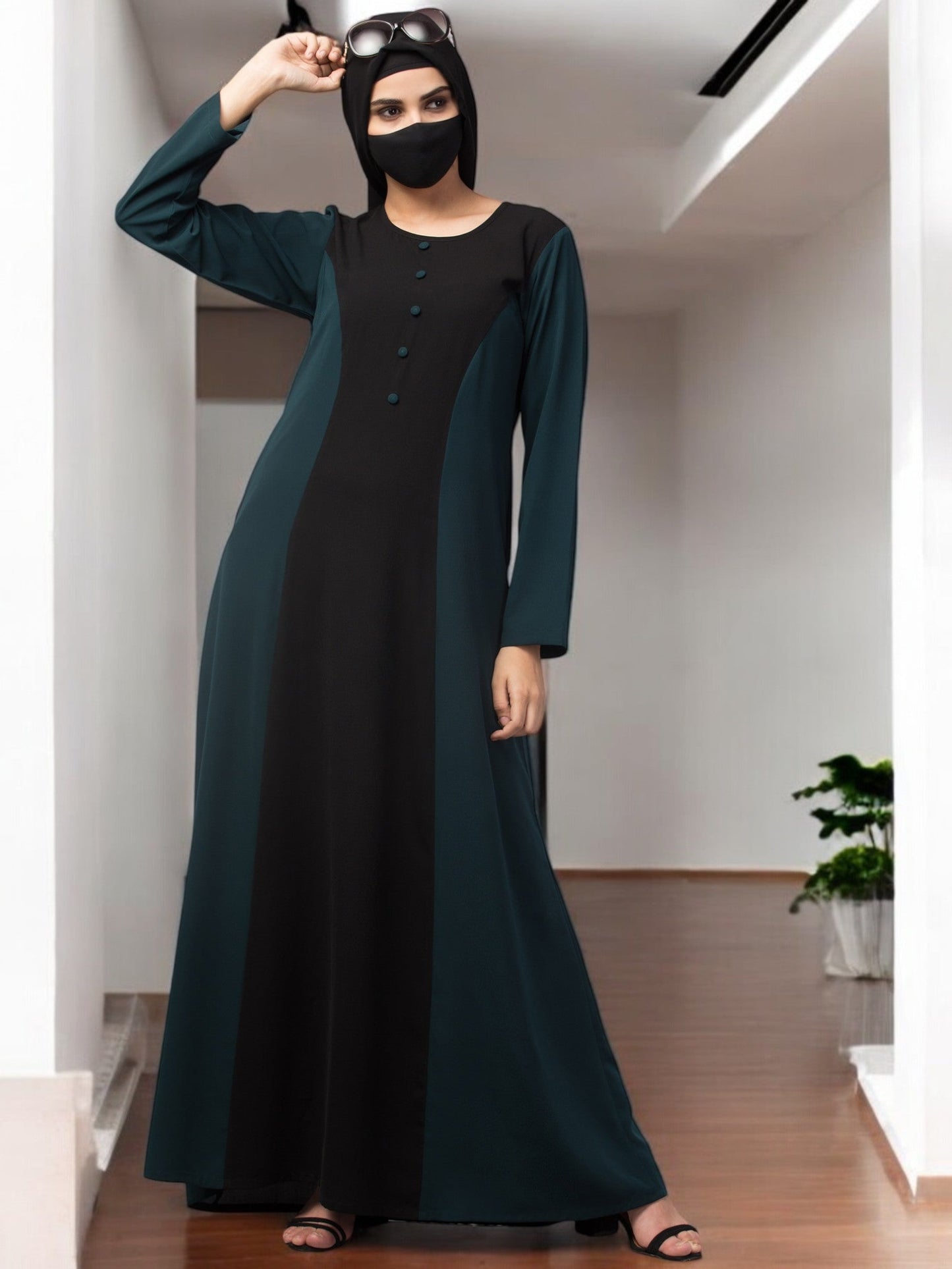 Designer Abaya In Dual Color.