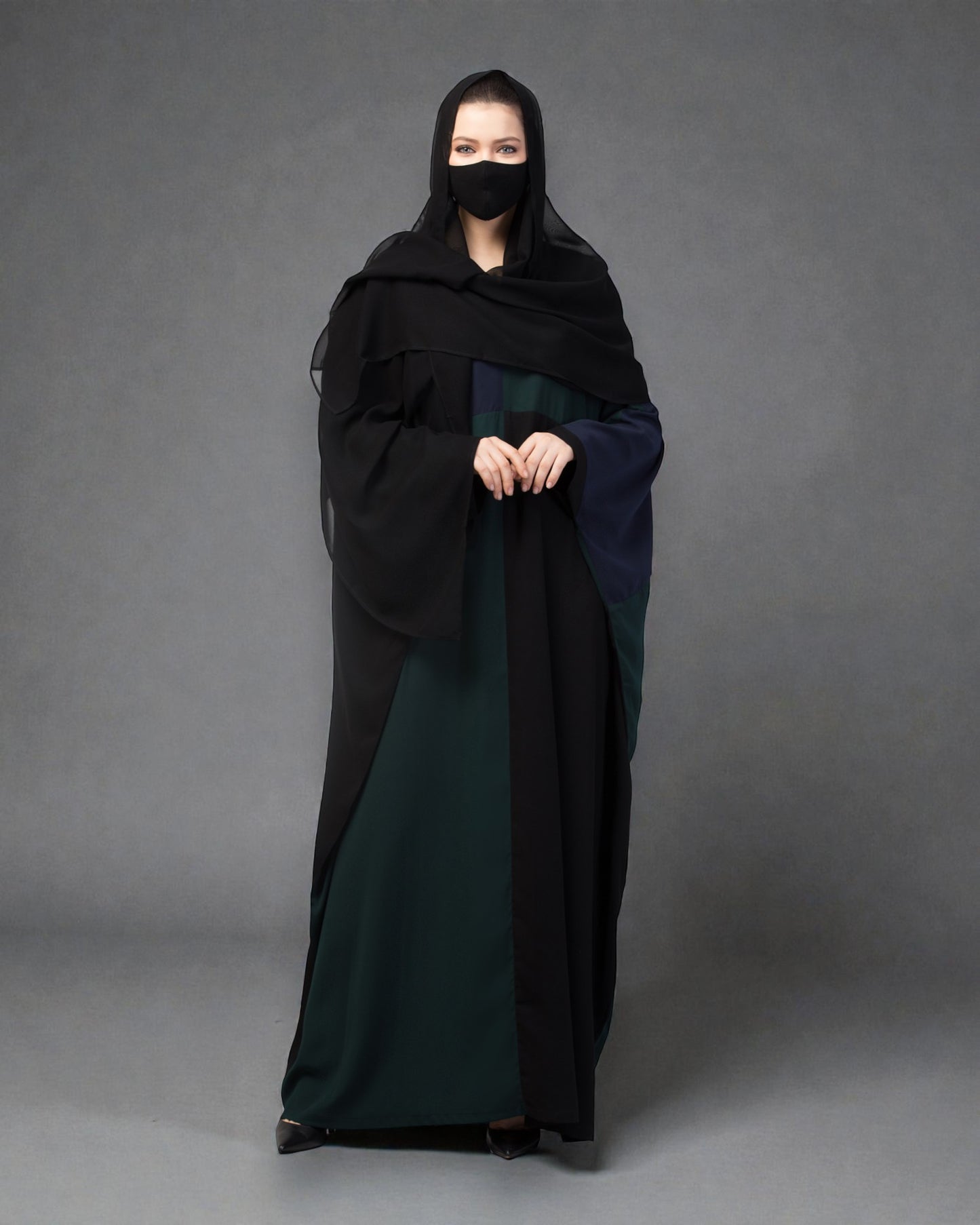 Color-Blocked Kaftan Abaya.