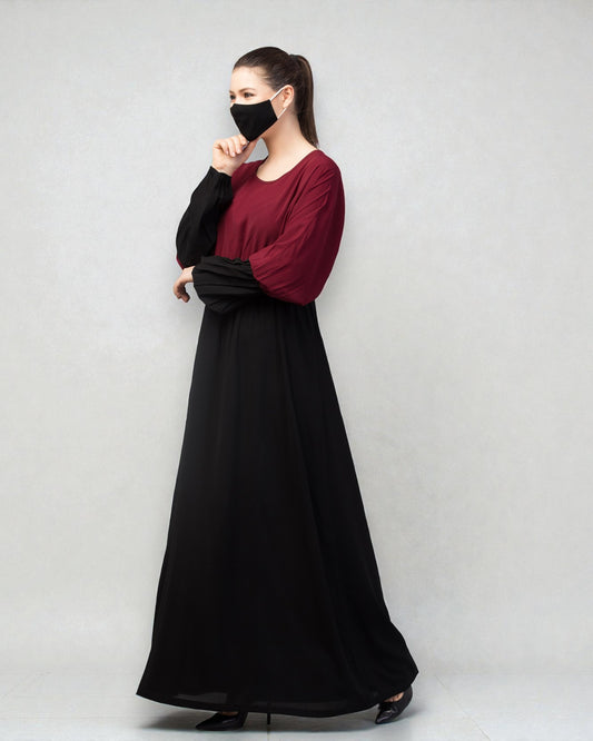 Dual Color Abaya With Designer Sleeves.