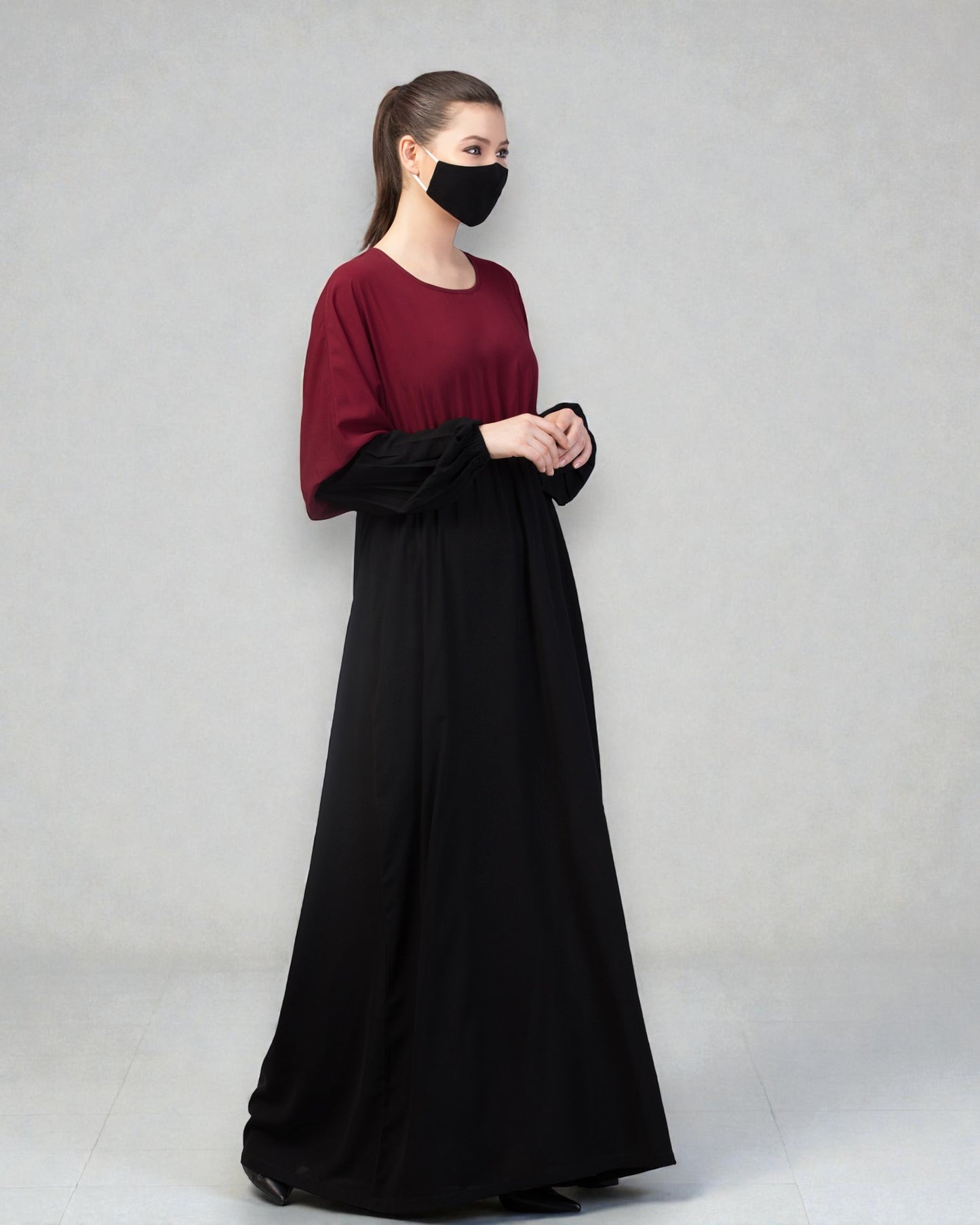 Dual Color Abaya With Designer Sleeves.