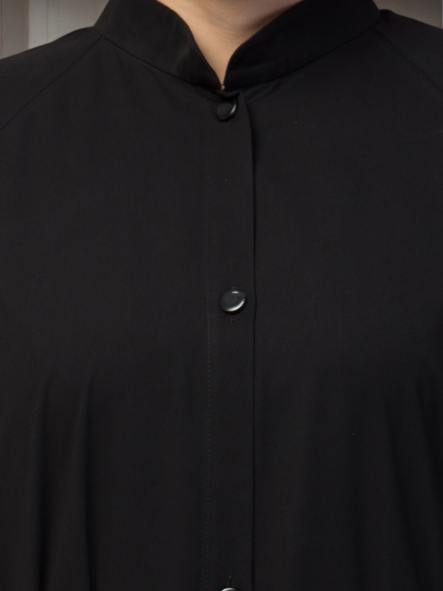 Front Open Abaya With Side Pockets