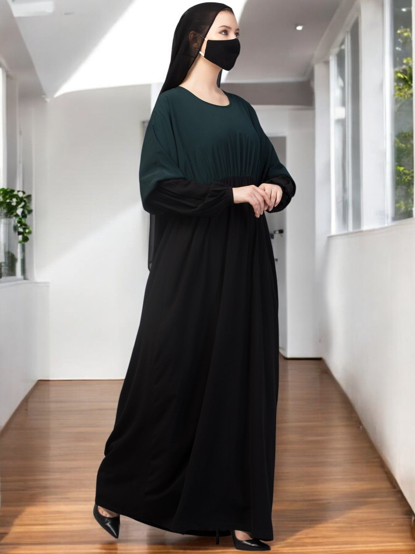 Dual Color Abaya With Designer Sleeves.