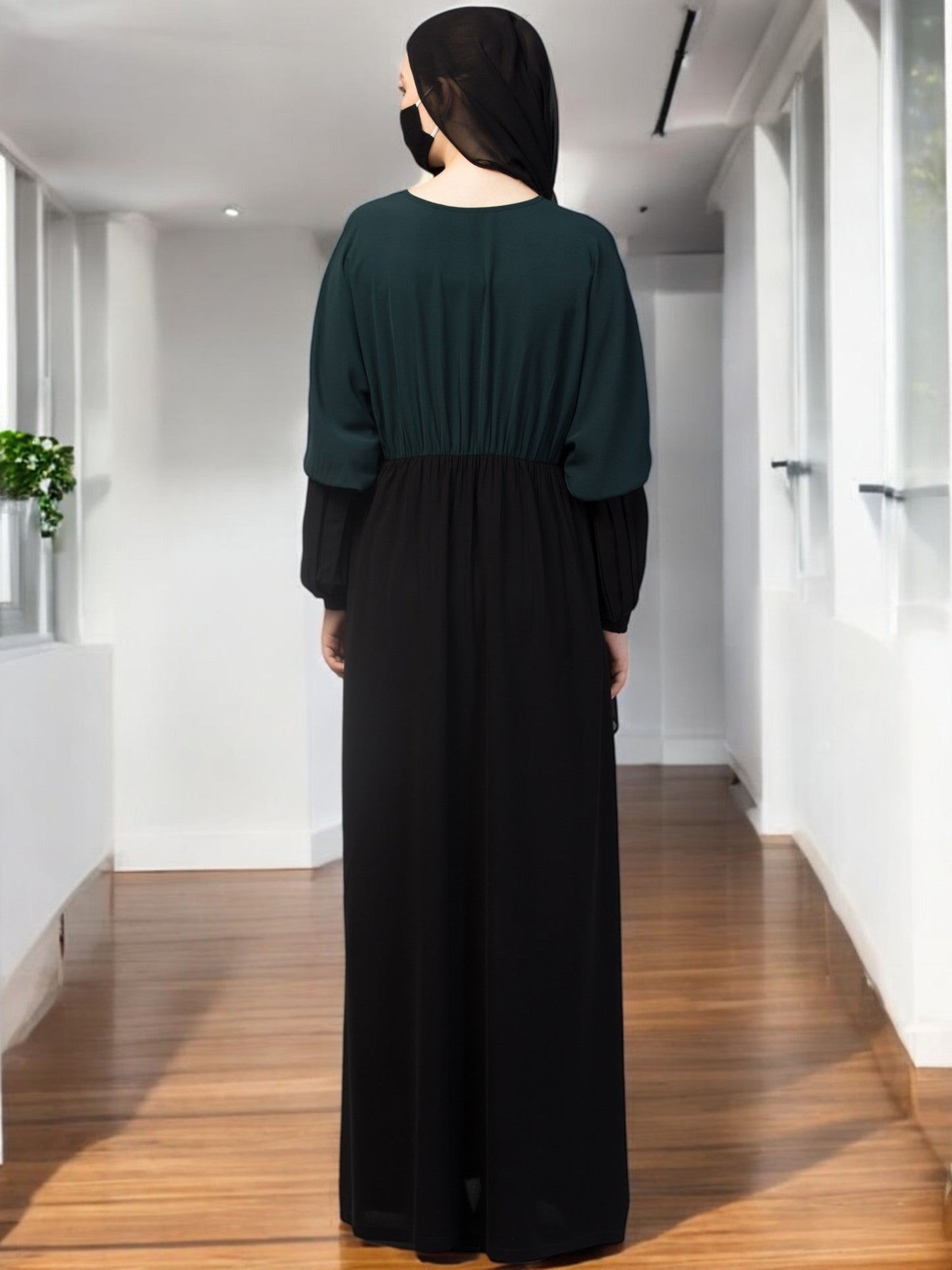 Dual Color Abaya With Designer Sleeves.