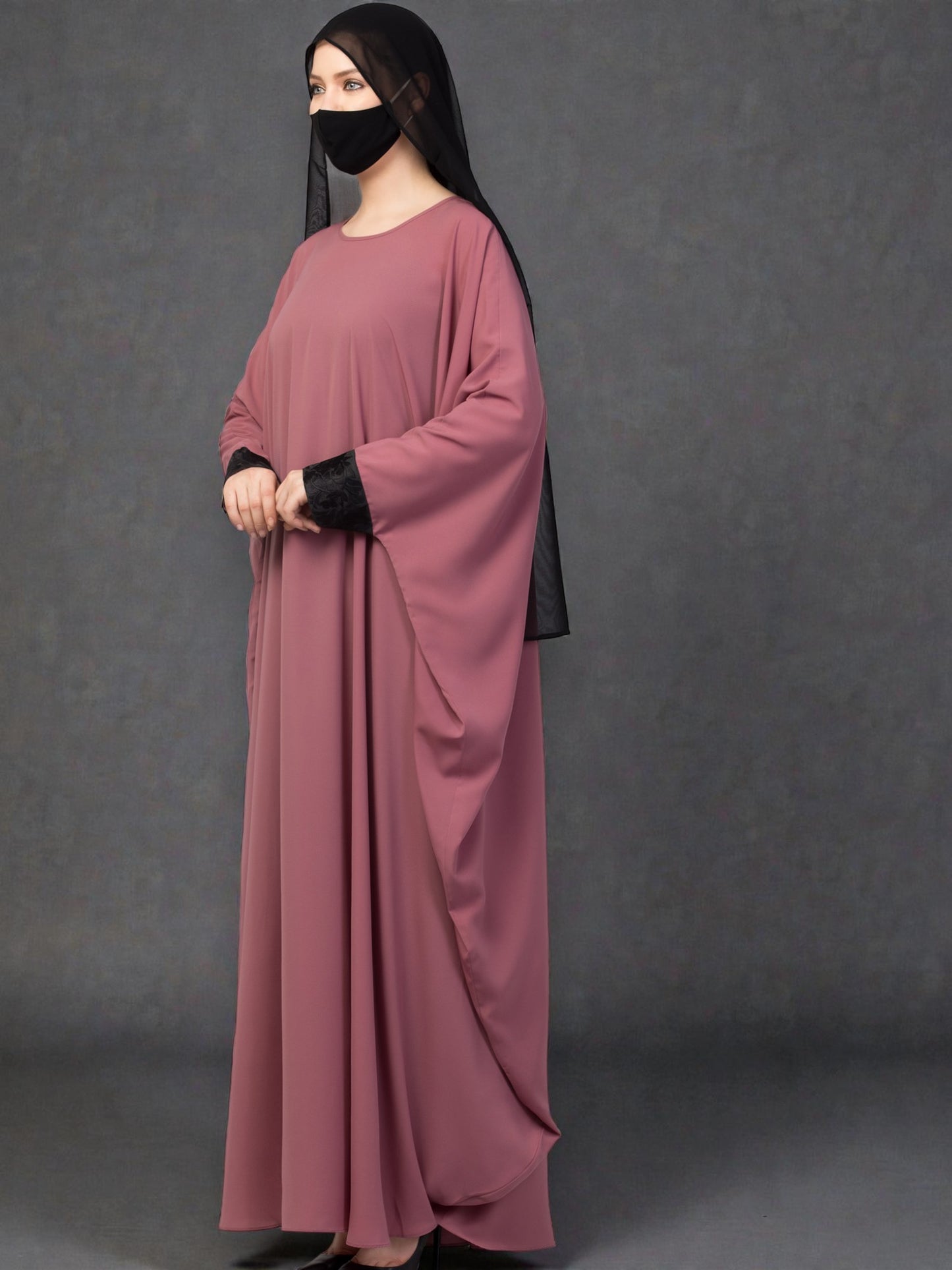 Free Size Kaftan Abaya With Lacework.