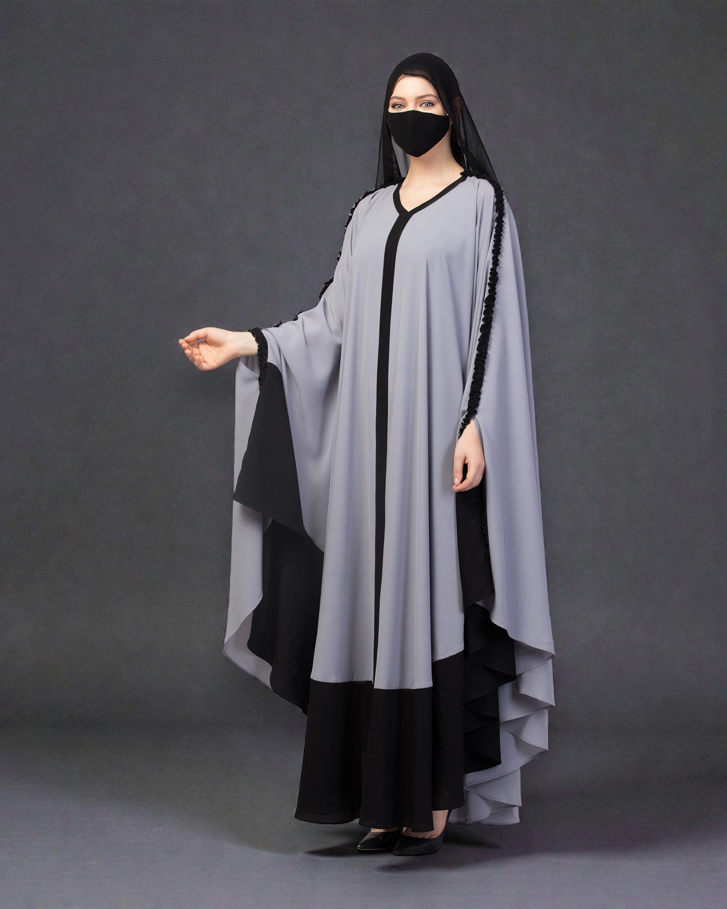 Dual Color Erani Kaftan With Ruffles.