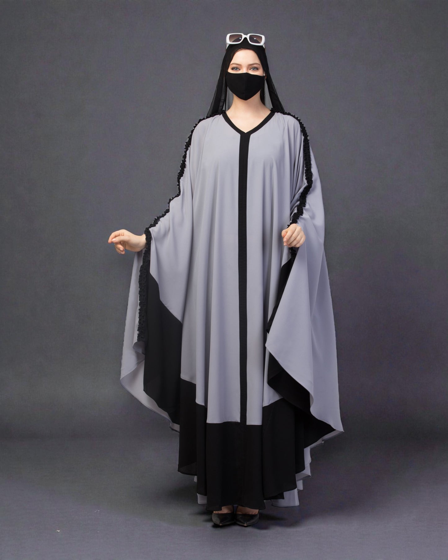 Dual Color Erani Kaftan With Ruffles.