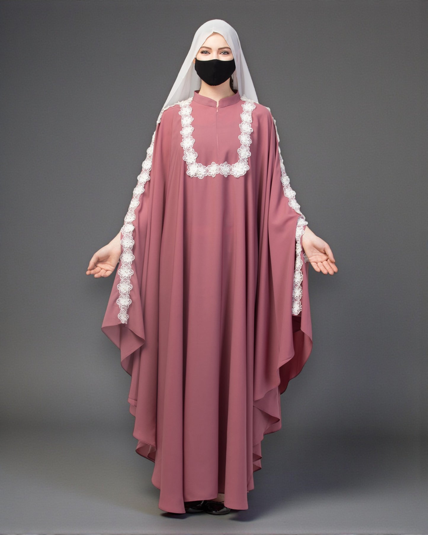 Irani Kaftan With Beautiful Floral Lacework