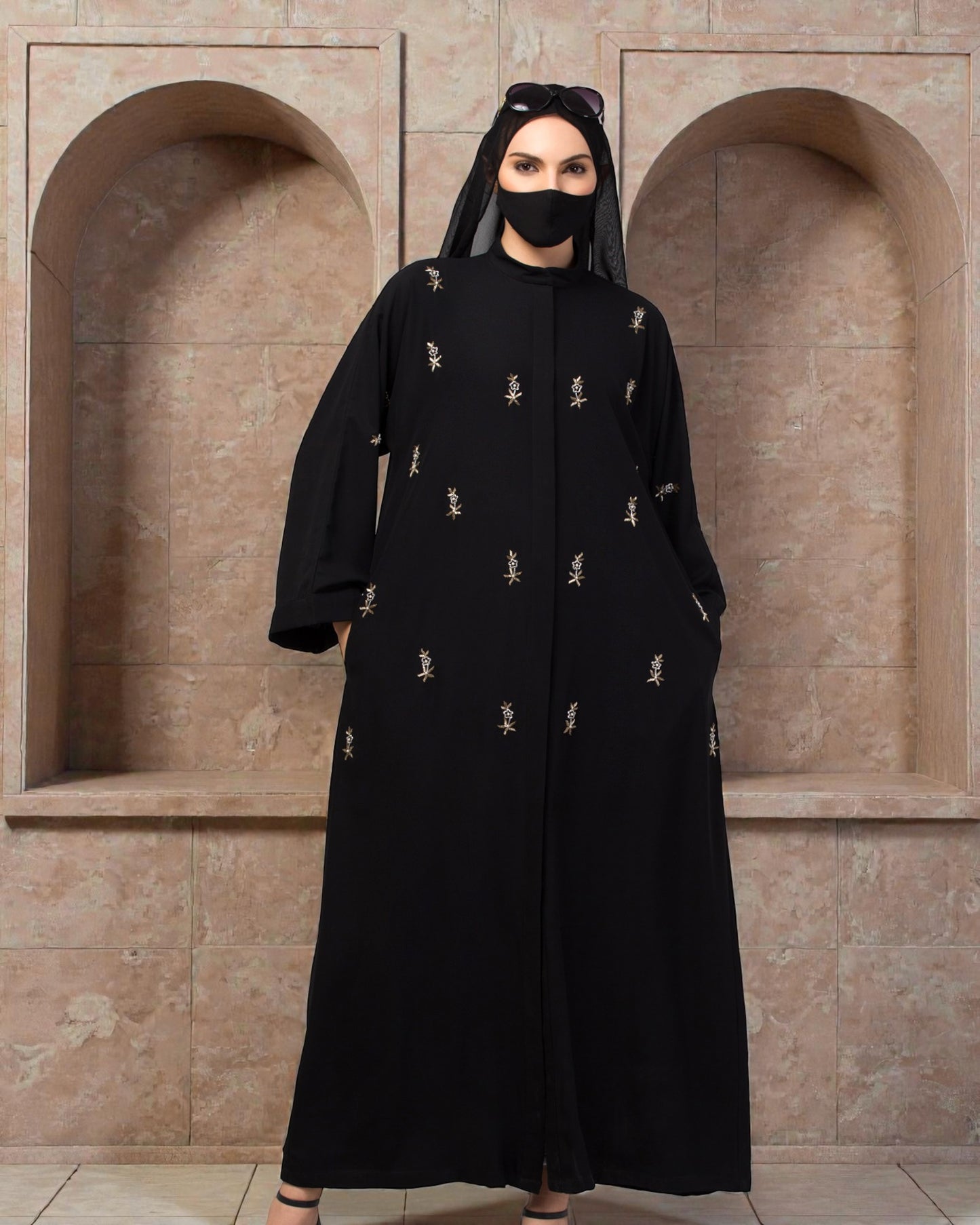 Front Open Abaya: Exquisite Handwork Embellishments and Kimono Sleeves