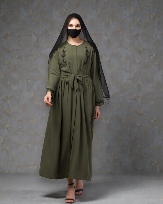 "CYE Crush Front Open Abaya: Elegant Handwork Embellishments with Matching Stole"