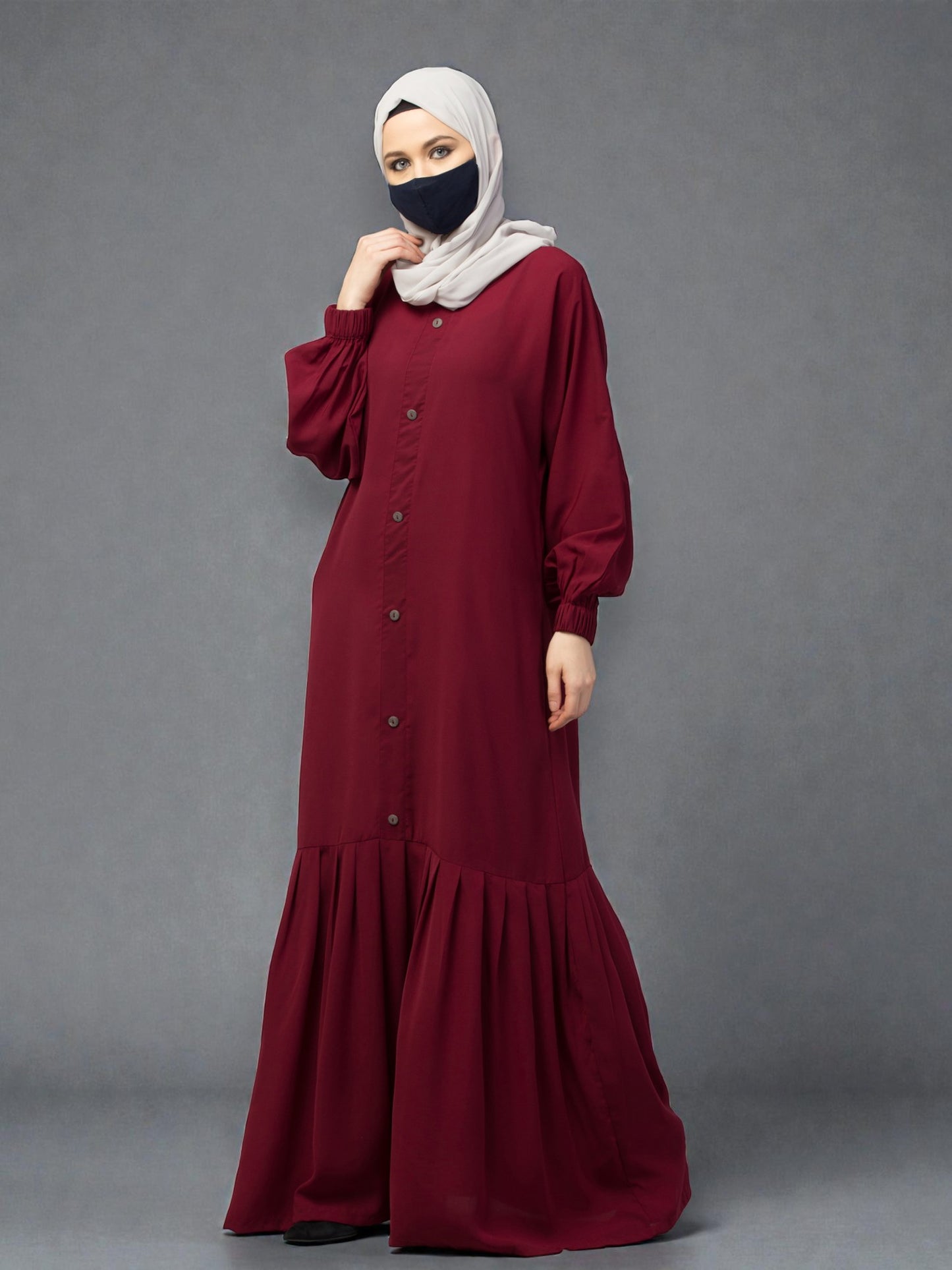 Closed Abaya With Show Buttons & Pleated Hem