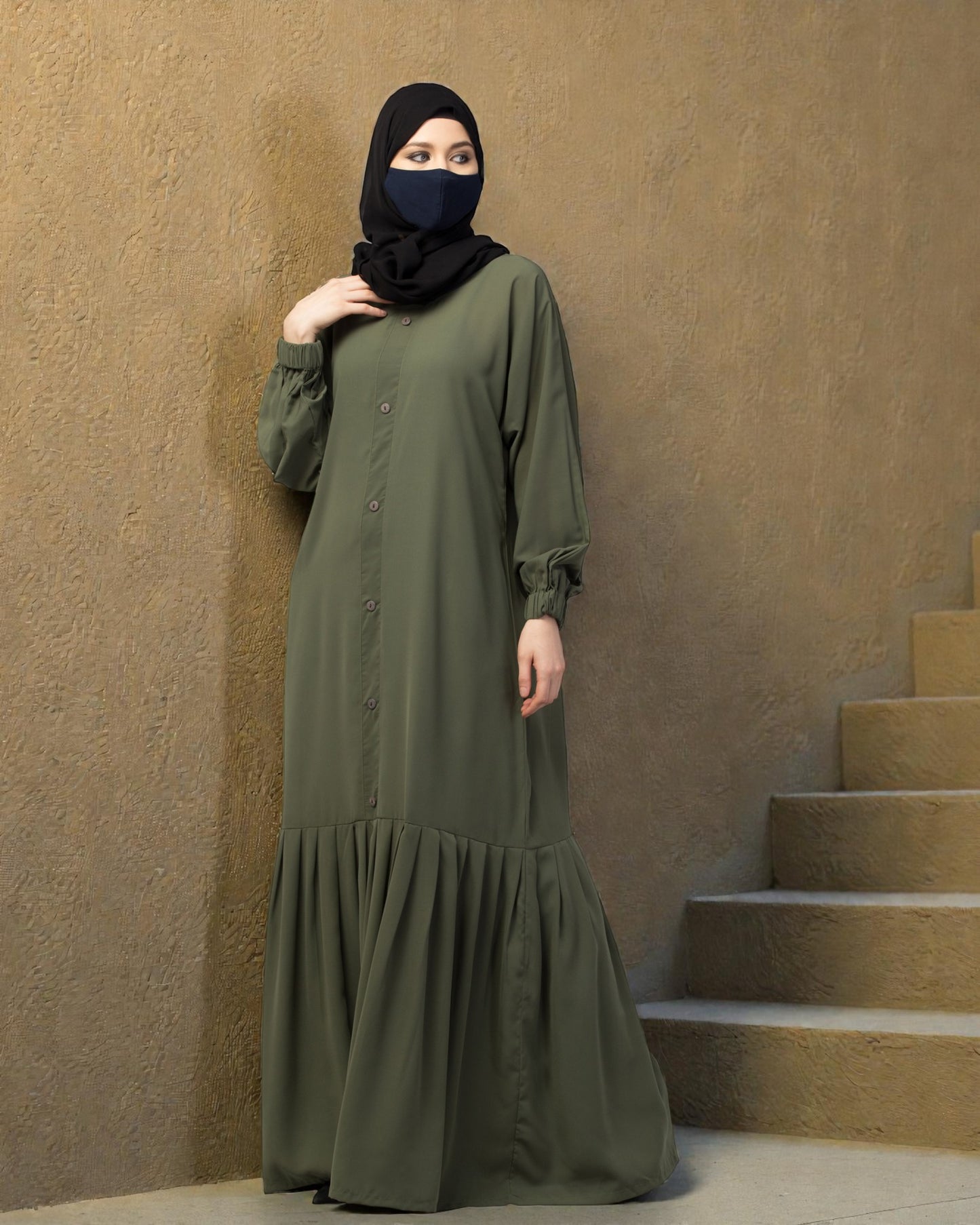 Closed Abaya With Show Buttons & Pleated Hem