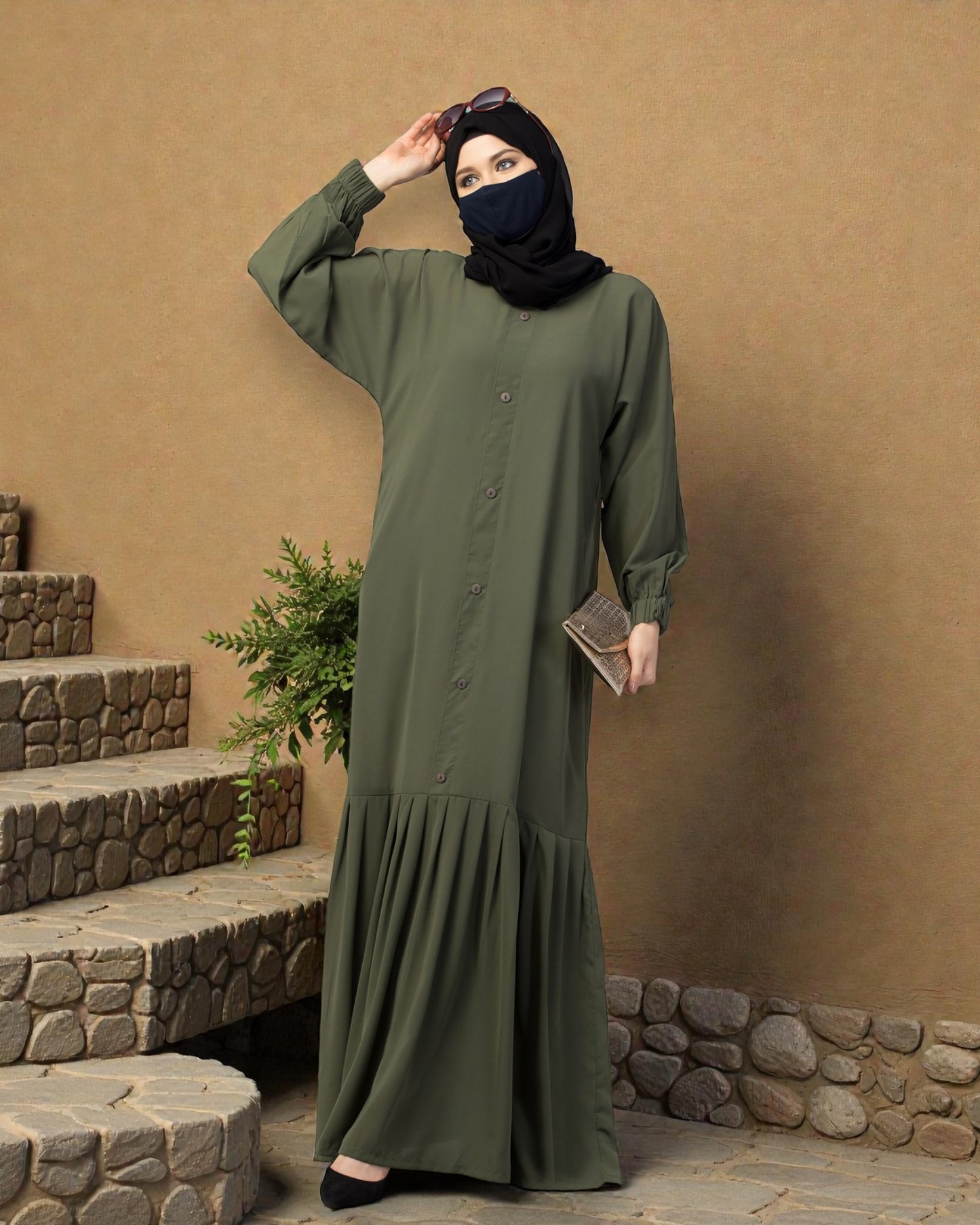 Closed Abaya With Show Buttons & Pleated Hem