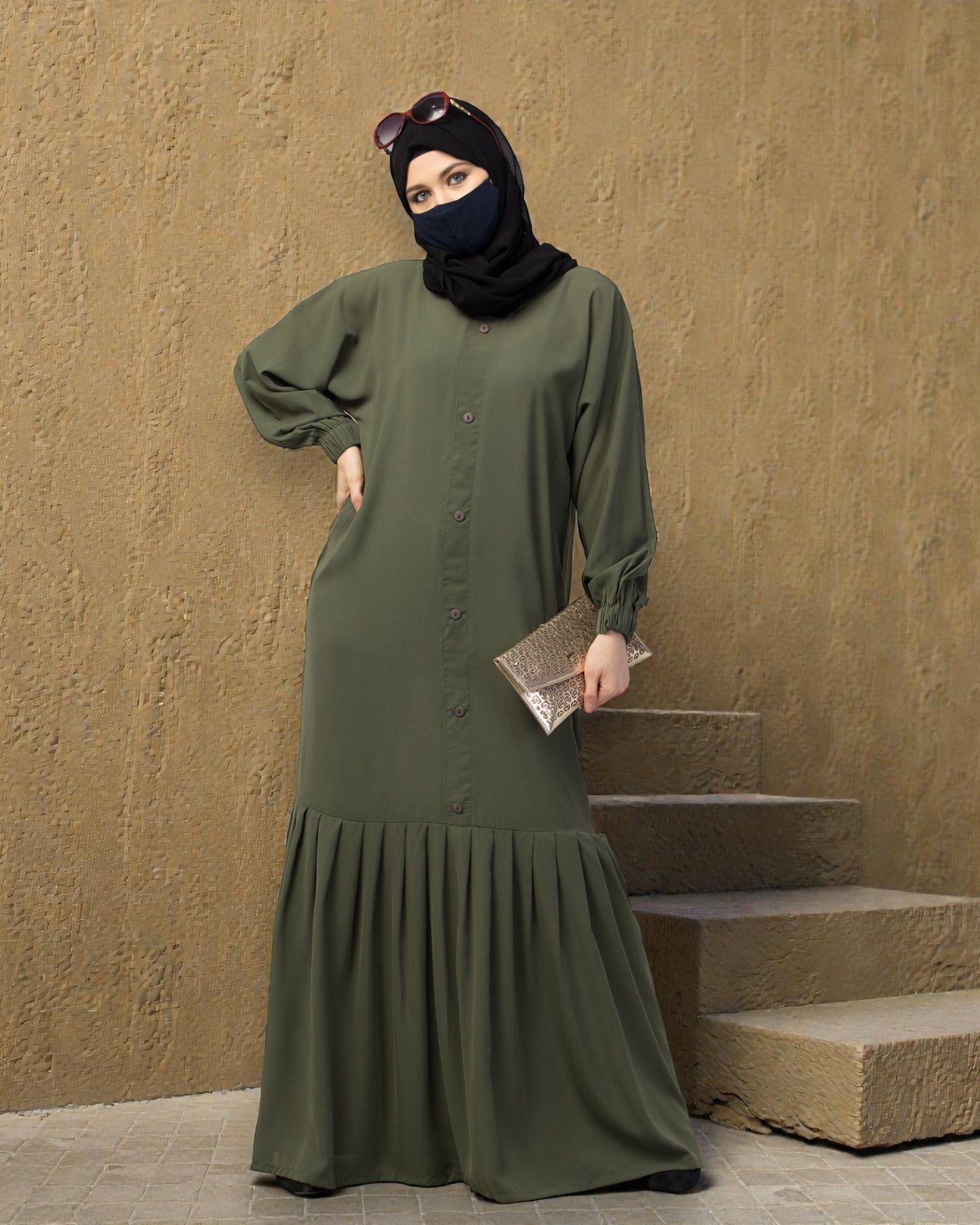 Closed Abaya With Show Buttons & Pleated Hem