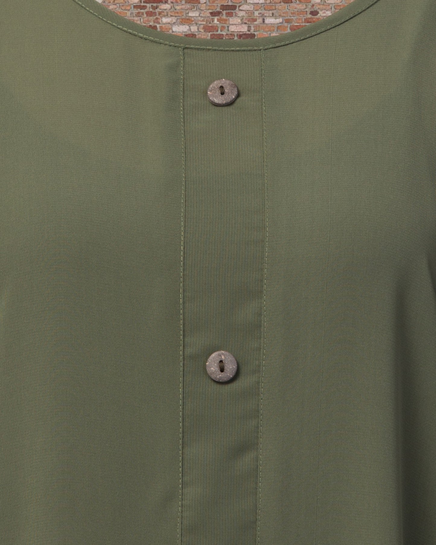 Closed Abaya With Show Buttons & Pleated Hem