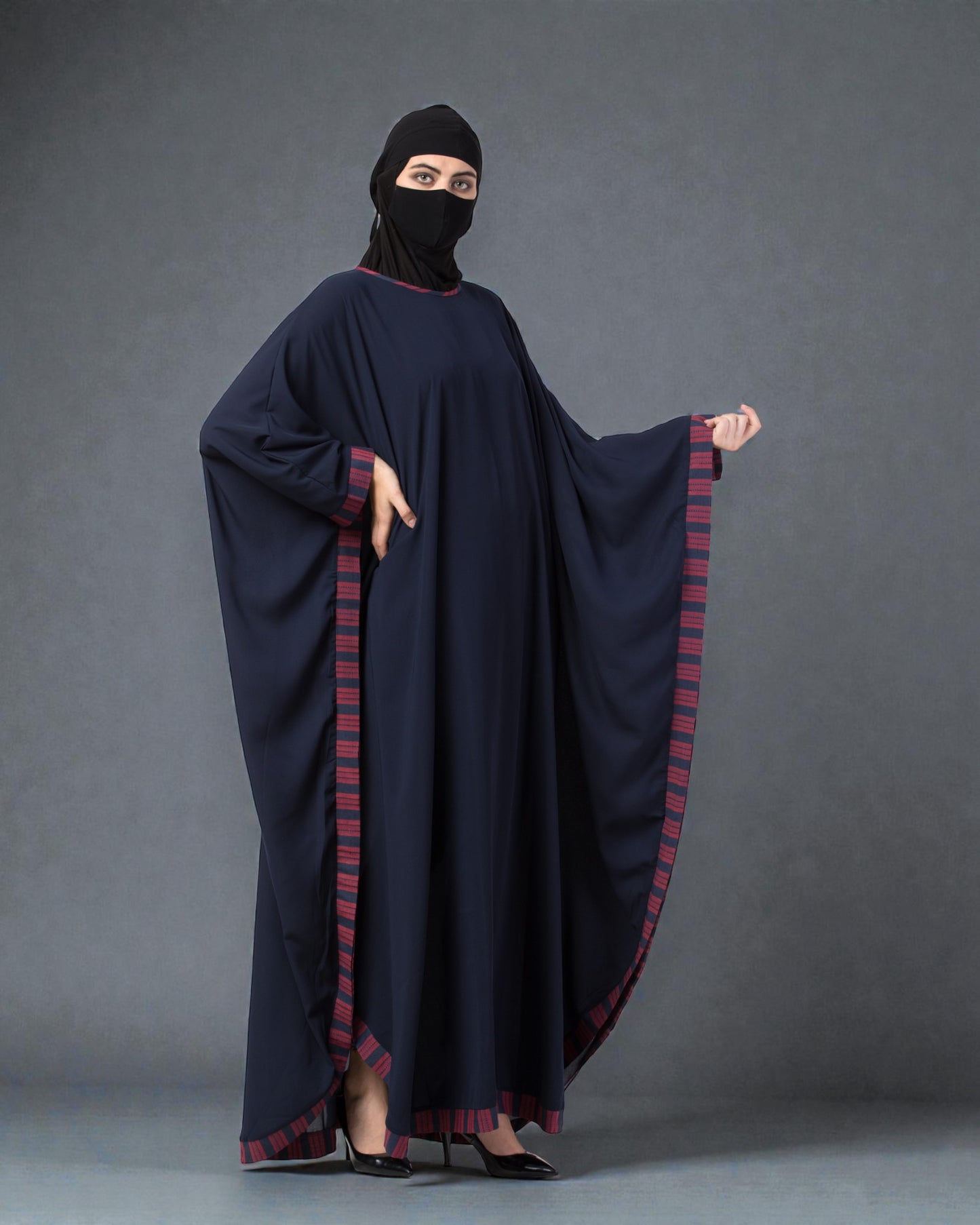 Musheco-Free Size Kaftan Abaya With Striped Border