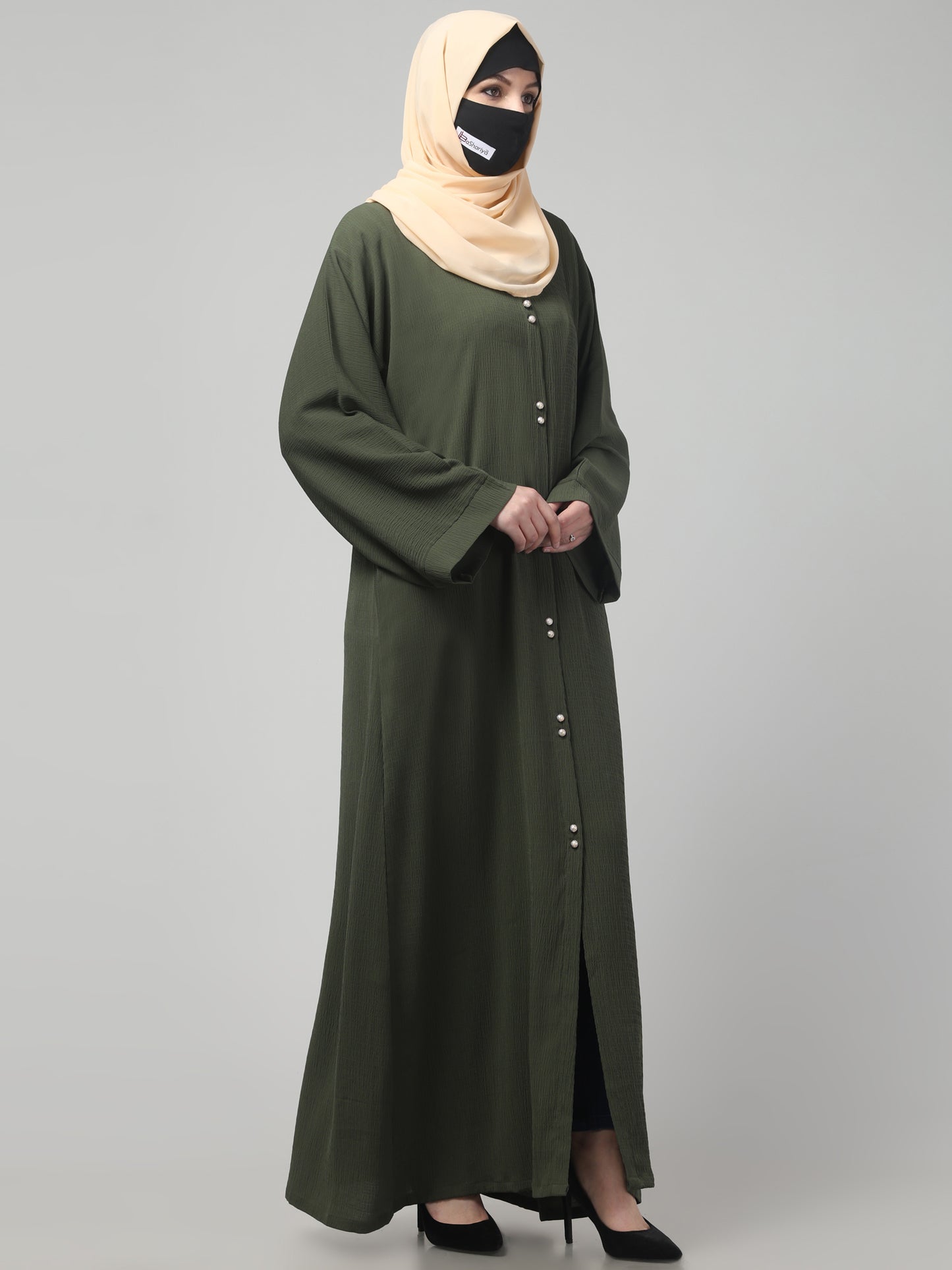 Front Open Abaya in Zamzam Crush – Graceful Texture & Timeless Comfort