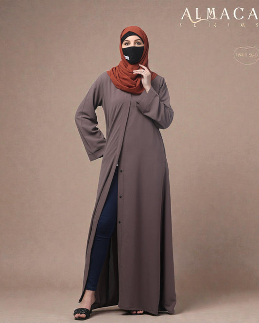 Front Open Abaya in CYE Crush Polyester – Textured Sophistication with a Subtle Crushed Finish