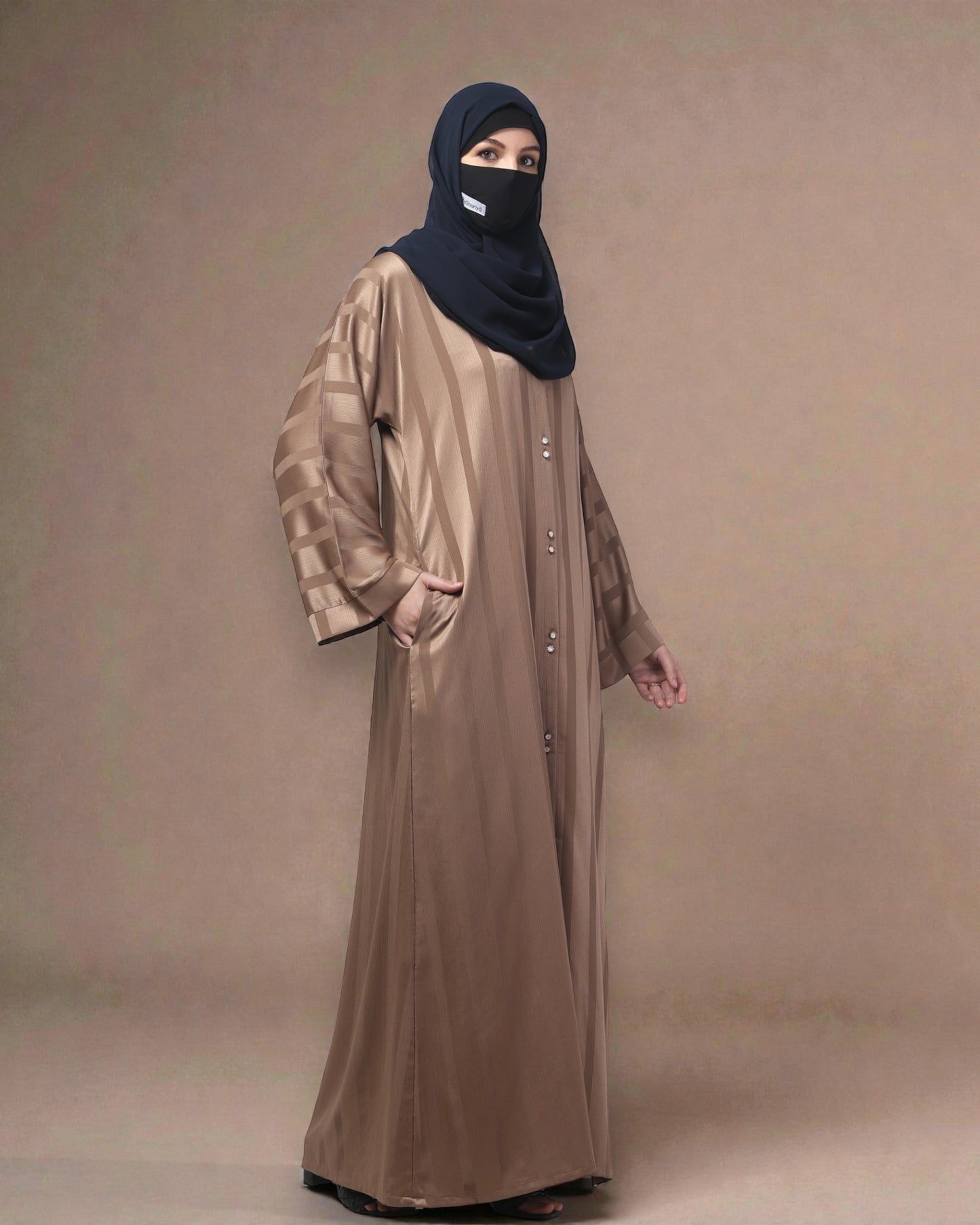 Front Open Abaya in Zoom Elegance Fabric – White Stripes & Modern Grace