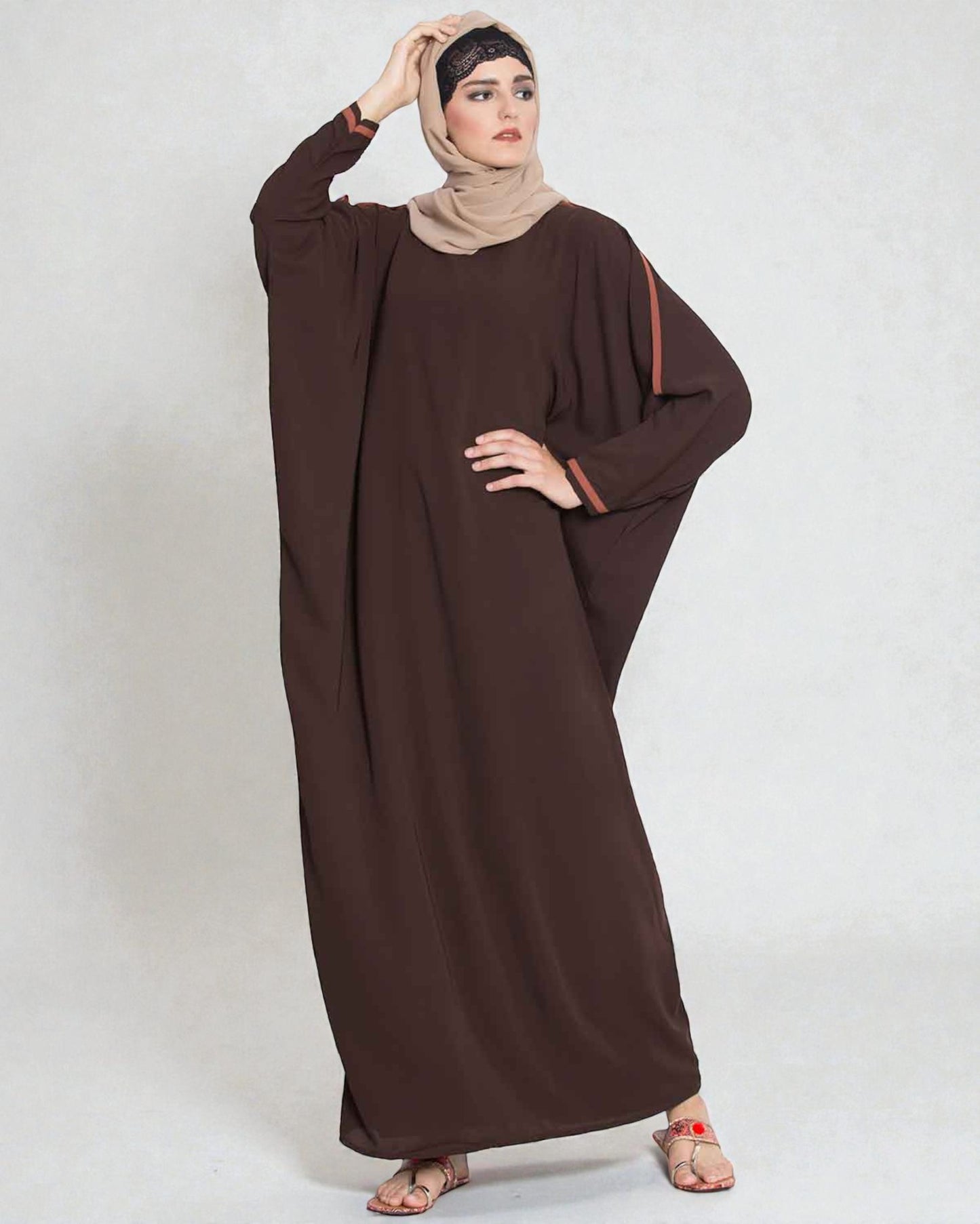 Musheco- Elegant Kaftan With Contrast Detailing On Sleeves